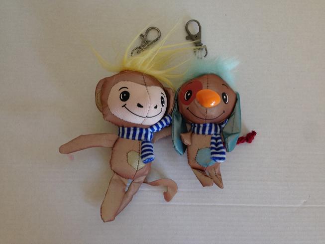 REFELCTIVE FABRIC ANIMAL KEYCHAIN