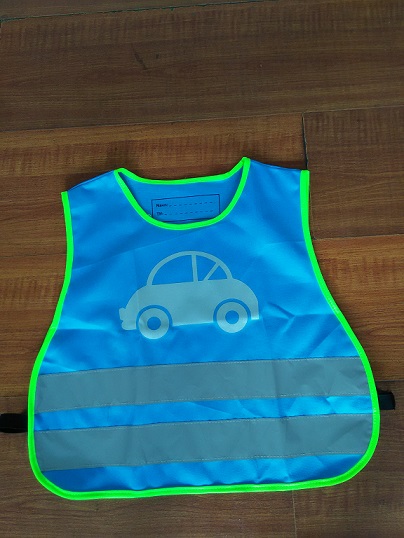 reflective safety vest for child